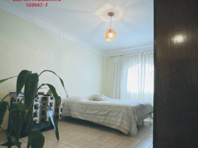 #1851 - Casa para Venda em Embu das Artes - SP