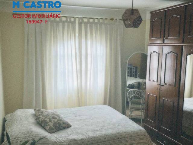 Casa para Venda em Embu das Artes - 4