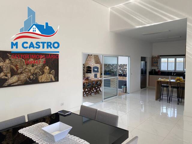 #1821 - Casa para Venda em Embu-Guaçu - SP