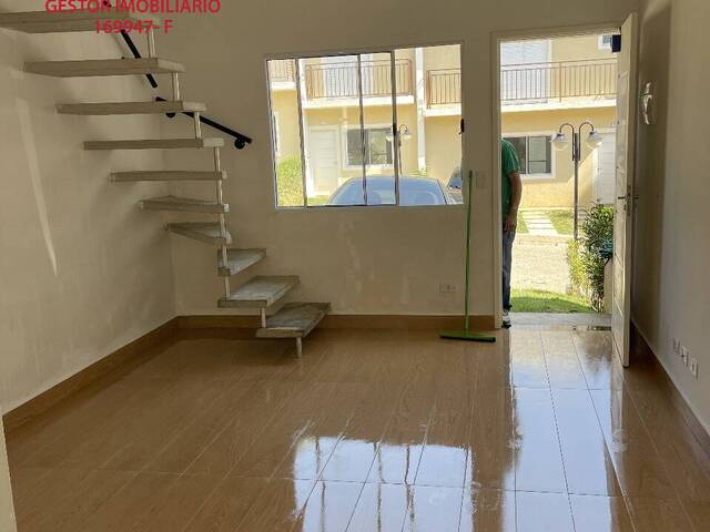 Casa para Venda em Cotia - 2